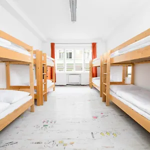 Benedikt Center Auberge de jeunesse