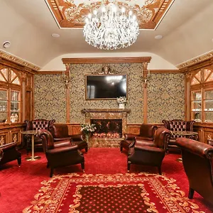 4* Hotel Hastal Old Town